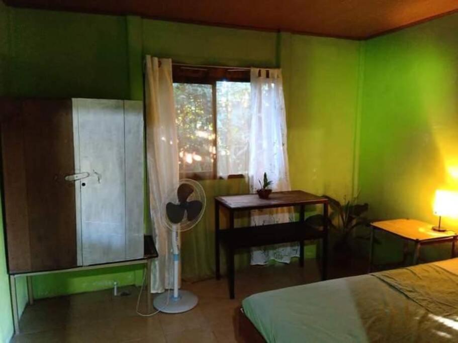 Casa Flor De Annia ~ Cozy 2 Bdrm On The River Sierpe ~ Walkable To Town Villa Buitenkant foto