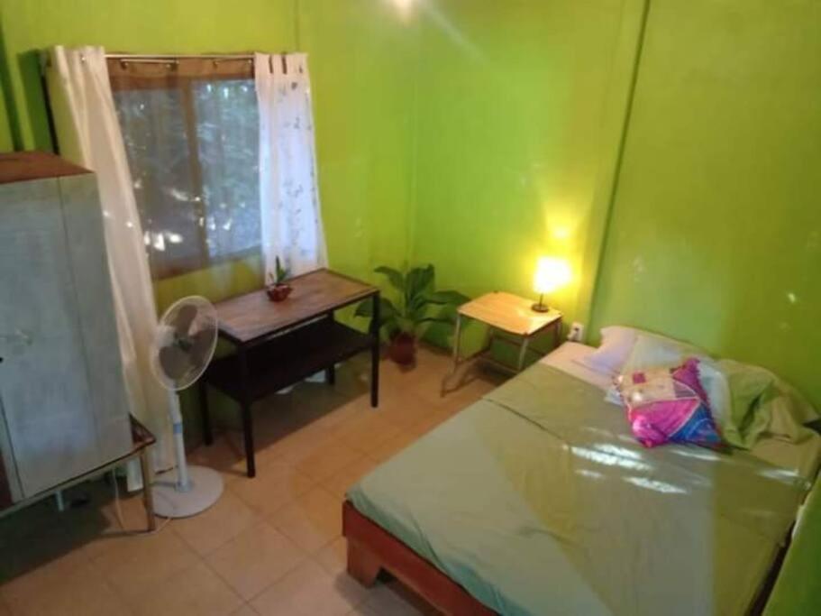 Casa Flor De Annia ~ Cozy 2 Bdrm On The River Sierpe ~ Walkable To Town Villa Buitenkant foto
